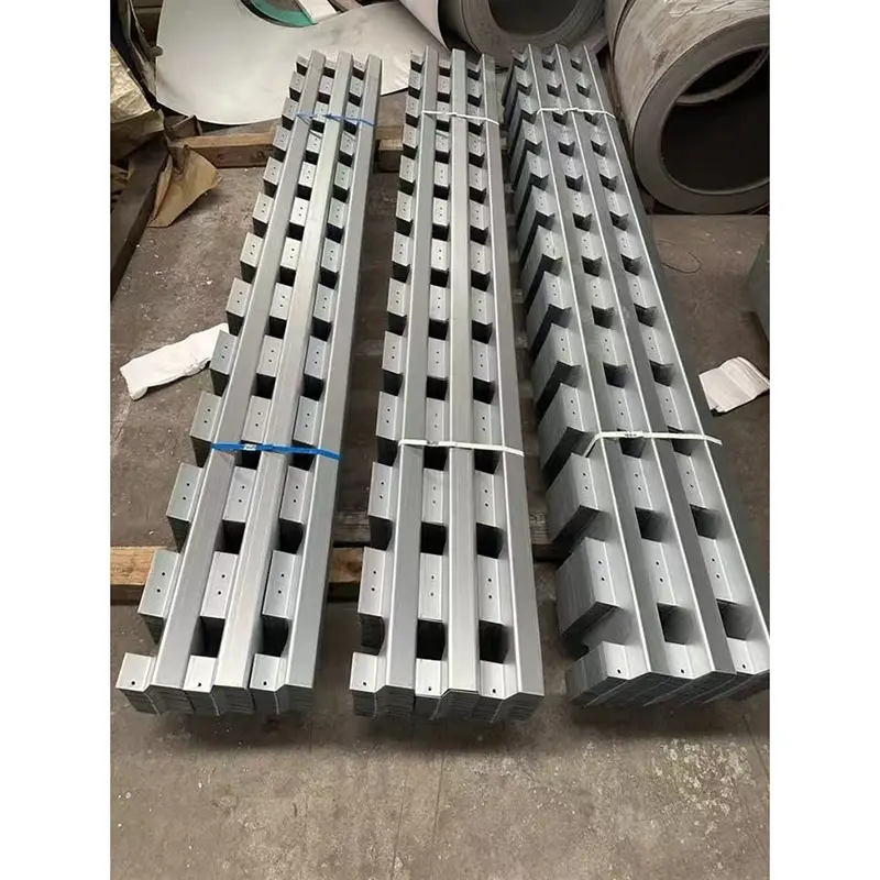 Acero de pared delgada conformado en frío