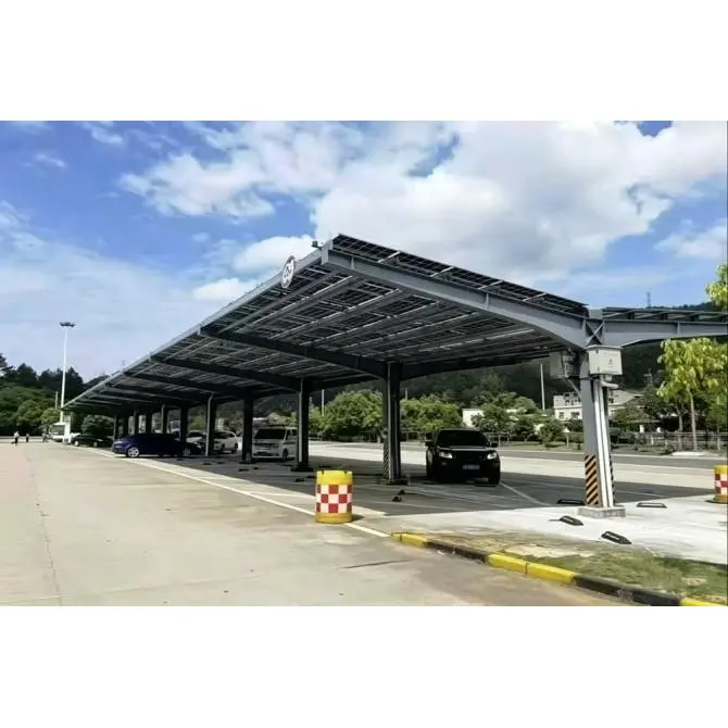 Cochera solar con estructura en T